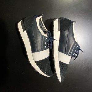 Women Sneakers Size 8